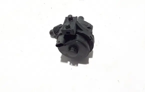 Mini Cooper Countryman F60 Electric auxiliary coolant/water pump 8679885