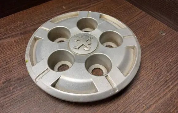 Original wheel cap
