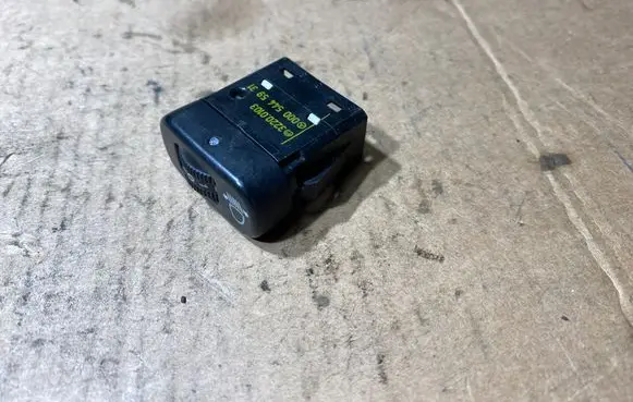 Mercedes-Benz Sprinter W901 W902 W903 W904 Fog light switch 0005445931
