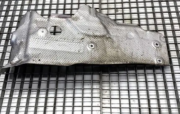 BMW X5 G05 Exhaust heat shield 7424921