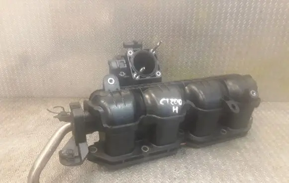 Lexus CT 200H Intake manifold 1712037050