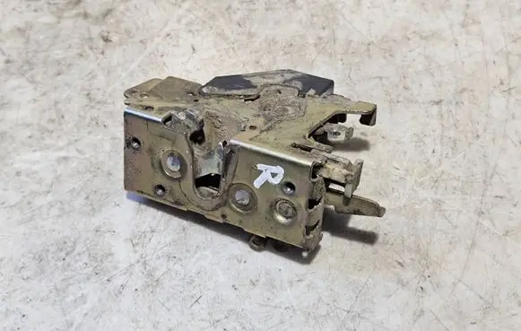 Volkswagen II LT Front door lock A9017201135