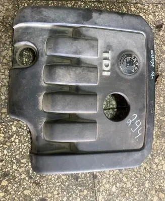 Skoda Octavia Mk2 (1Z) Engine cover (trim)