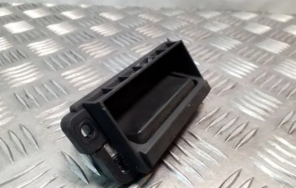 Mercedes-Benz S W221 Tailgate opening switch A2217500893