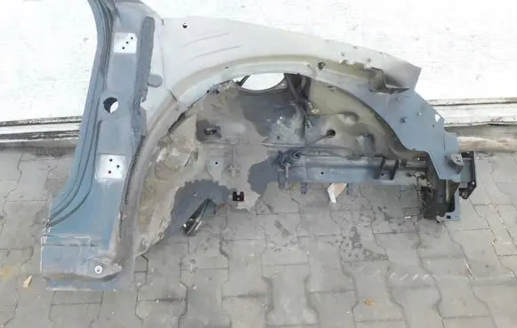 Citroen C6 Front quarter panel 