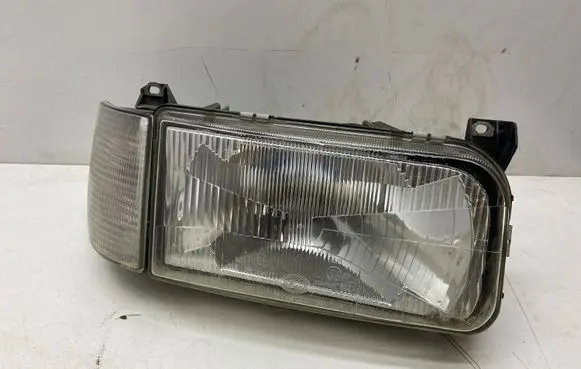 Volkswagen PASSAT B3 Headlight/headlamp 357953050A