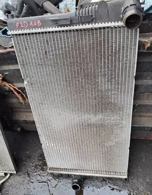 BMW 1 F20 F21 Coolant radiator 7600511-01 7600511 15272311