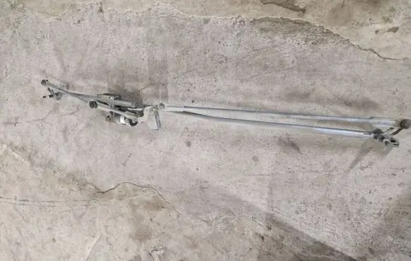 Citroen C4 II Front wiper linkage and motor 19436