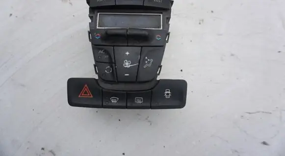 Renault Laguna III Climate control unit