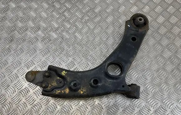 KIA Sorento Front lower control arm/wishbone 
