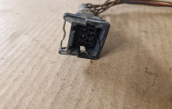 Volkswagen Golf II Other relay 191972996