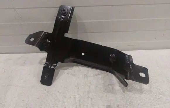 Ford Ranger Front bumper mounting bracket KB3Z17754A