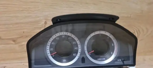 Volvo XC60 Speedometer (instrument cluster) 31270907AA