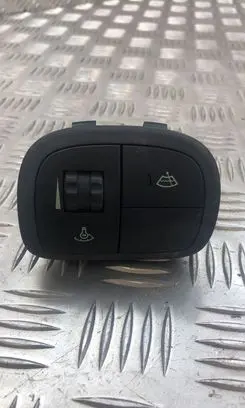 Hyundai Santa Fe Headlight level height control switch 751U900704
