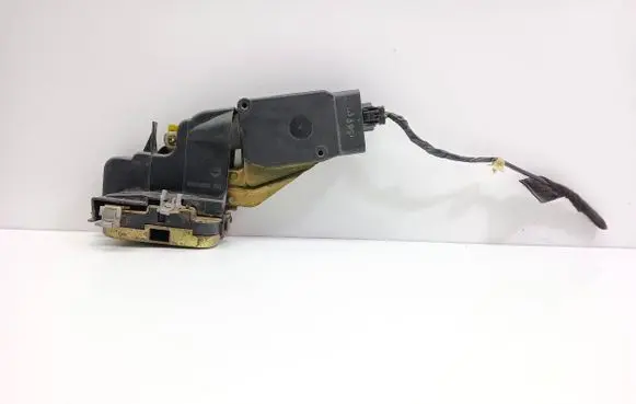 Volvo S40, V40 Front door lock