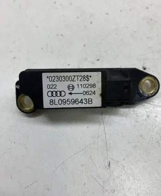 Audi A3 S3 8L Airbag deployment crash/impact sensor 8L0959643B