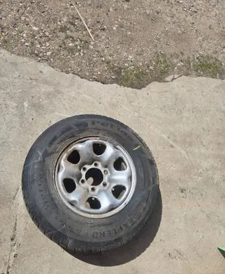 Nissan Terrano R16 spare wheel