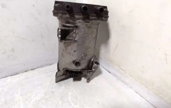 Peugeot 407 Fuel filter housing 5U3Q9155AF 5203002 6650473120