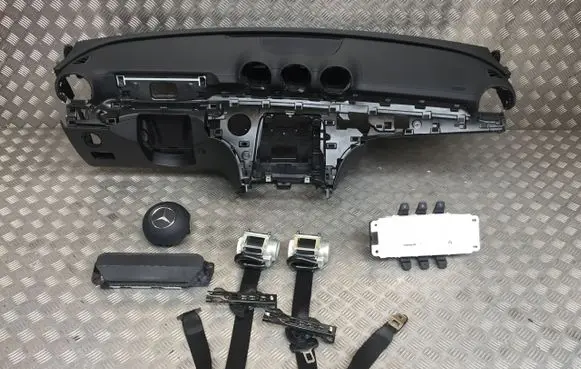 Mercedes-Benz C W206 Dashboard 