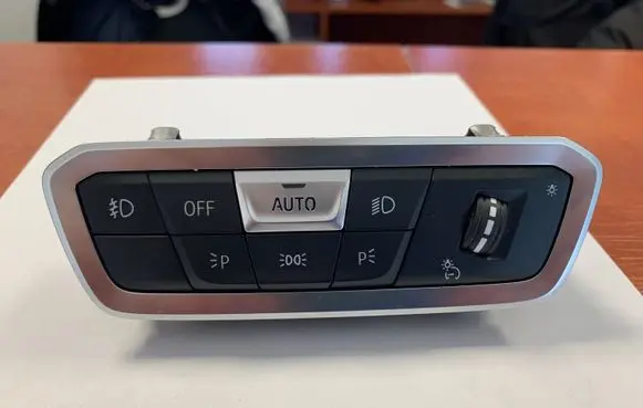BMW X5M F85 Light switch 9461132 61319461132 E11819940A