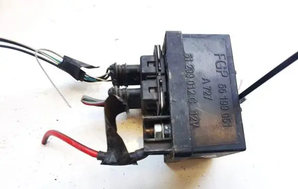 Fiat Bravo Coolant fan relay 55199051 51299012c