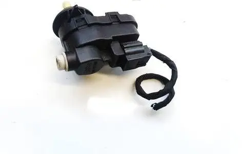 Renault Megane II Headlight level adjustment motor 8200402521