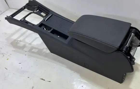 Volkswagen Arteon Armrest