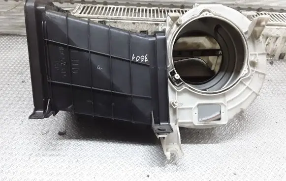 Mitsubishi Pajero Interior heater climate box assembly housing 1162009130