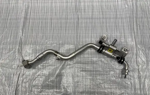 Maserati Grecale Air conditioning (A/C) pipe/hose 6701763850