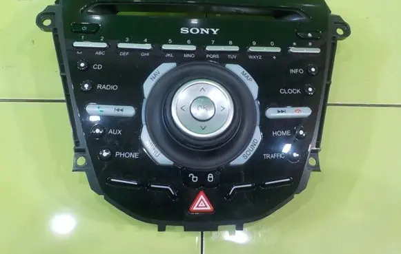 Ford B-MAX Radio/CD/DVD/GPS head unit AV1T18K811EA