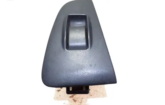 Toyota Avensis T250 Electric window control switch 7423105140