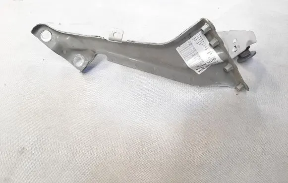 Audi A6 C7 Fender mounting bracket 4G0821135A