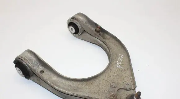 Mercedes-Benz CLS C219 Front lower control arm/wishbone
