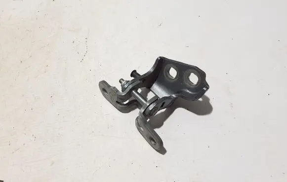 Rear door upper hinge