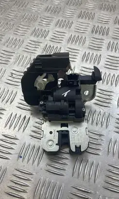 Audi A1 Tailgate/trunk/boot lock/catch/latch 8K9827505A