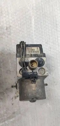 Volkswagen PASSAT B5 ABS Pump 0273004281 084103