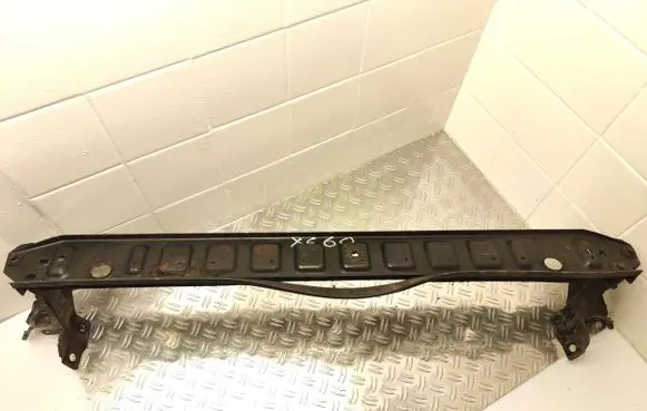 Volvo XC60 Radiator mount bracket 31261932