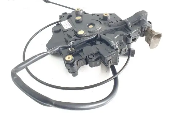 Volkswagen Transporter - Caravelle T5 Sliding door lock 7H0843654BD