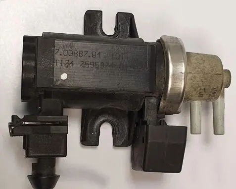 BMW 5 F10 F11 Turbo solenoid valve 7595374