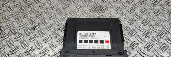 Opel Insignia A Comfort/convenience module 13578704 F00HJ00746