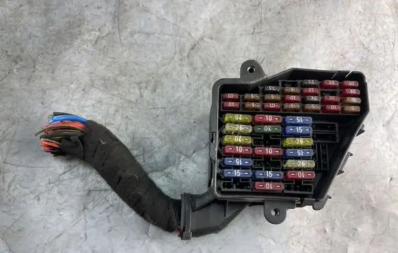 Volkswagen Golf IV Fuse module 1j0970096