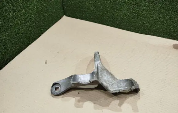 Opel Movano B Engine mounting bracket 344143806R 111193660