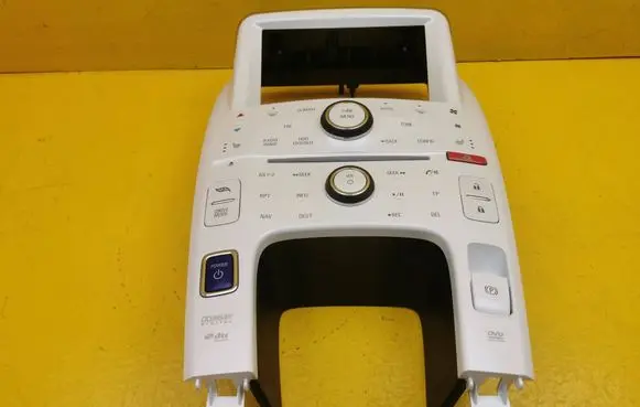 Chevrolet Volt I Central console control unit 22901768