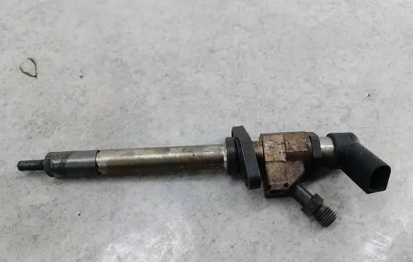 Citroen C4 Grand Picasso Fuel injector 9658194180