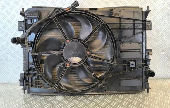 Peugeot Expert Coolant radiator 9675747980