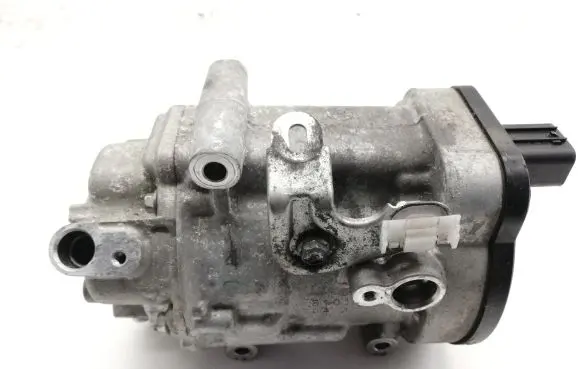 Toyota C-HR I Air conditioning (A/C) compressor (pump) 0424000370