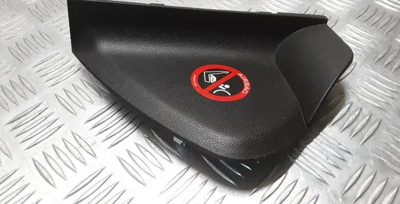 Mercedes-Benz ML W164 Dashboard side end trim A1646800339