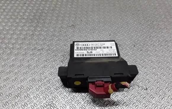 Volkswagen Golf V Gateway control module 1K0907530K
