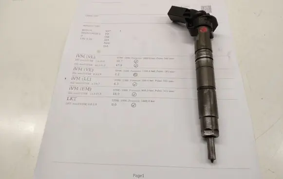 Mercedes-Benz ML W166 Fuel injector A6420701187 0445116026