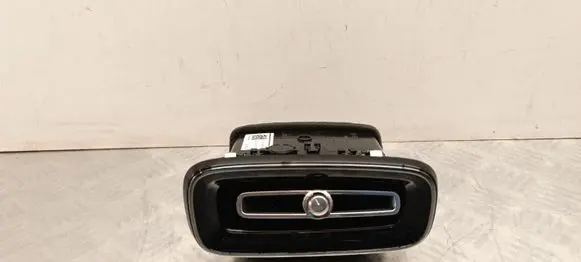 Volvo XC40 Dashboard side air vent grill/cover trim 31442626